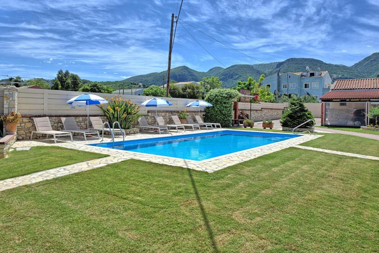 Acharavi Beach Villa By Posarellivillas Exterior foto